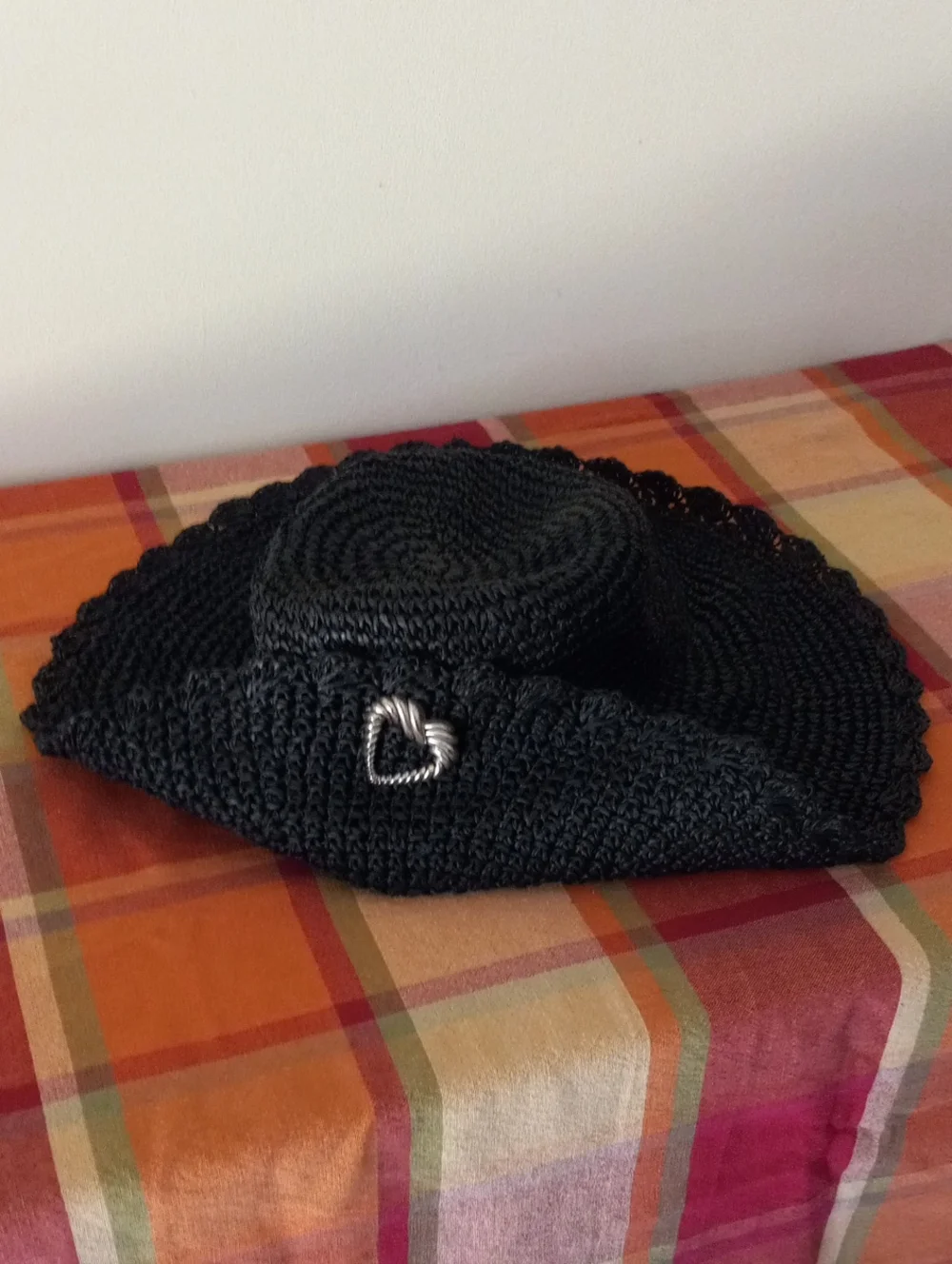Black Woven Floppy Straw Hat With Heart Charm - OS